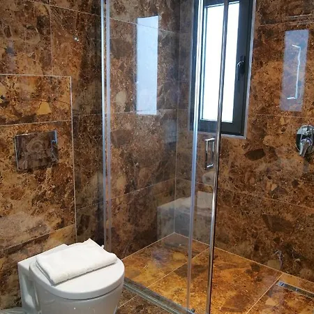 Alpha Otel 3*