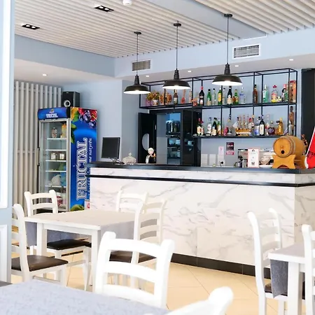 Otel Alpha