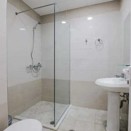 Otel Alpha Saranda